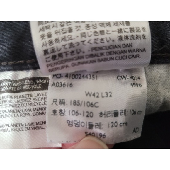 Levis 505 Jeans Mens Size 42X32 Black Straight Leg Denim - Picture 6 of 6